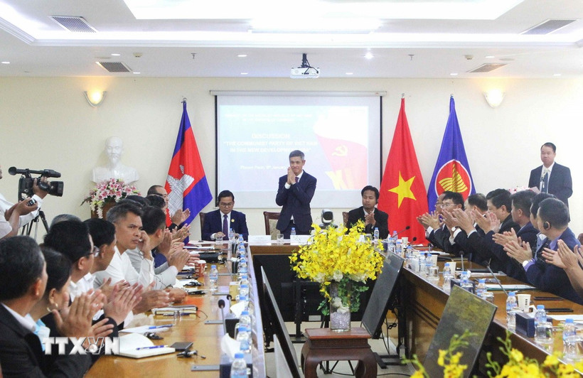 Kỷ nguyên phát triển mới của Việt Nam qua lăng kính giới nghiên cứu Campuchia